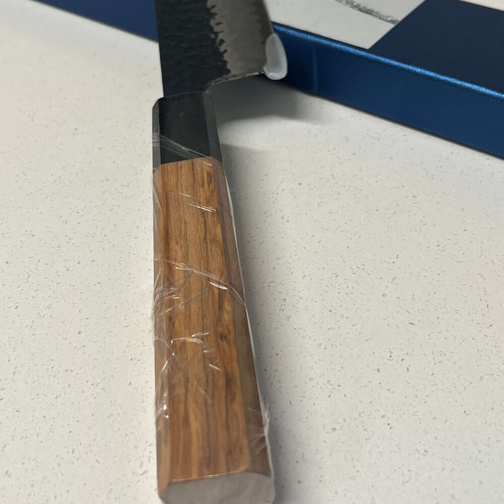 Chef Knife Kiritsuke 8.2" -  VG10 Damascus Steel - Olive Wood Handle